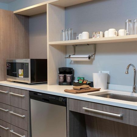 Home2 Suites By Hilton Indianapolis Airport מראה חיצוני תמונה