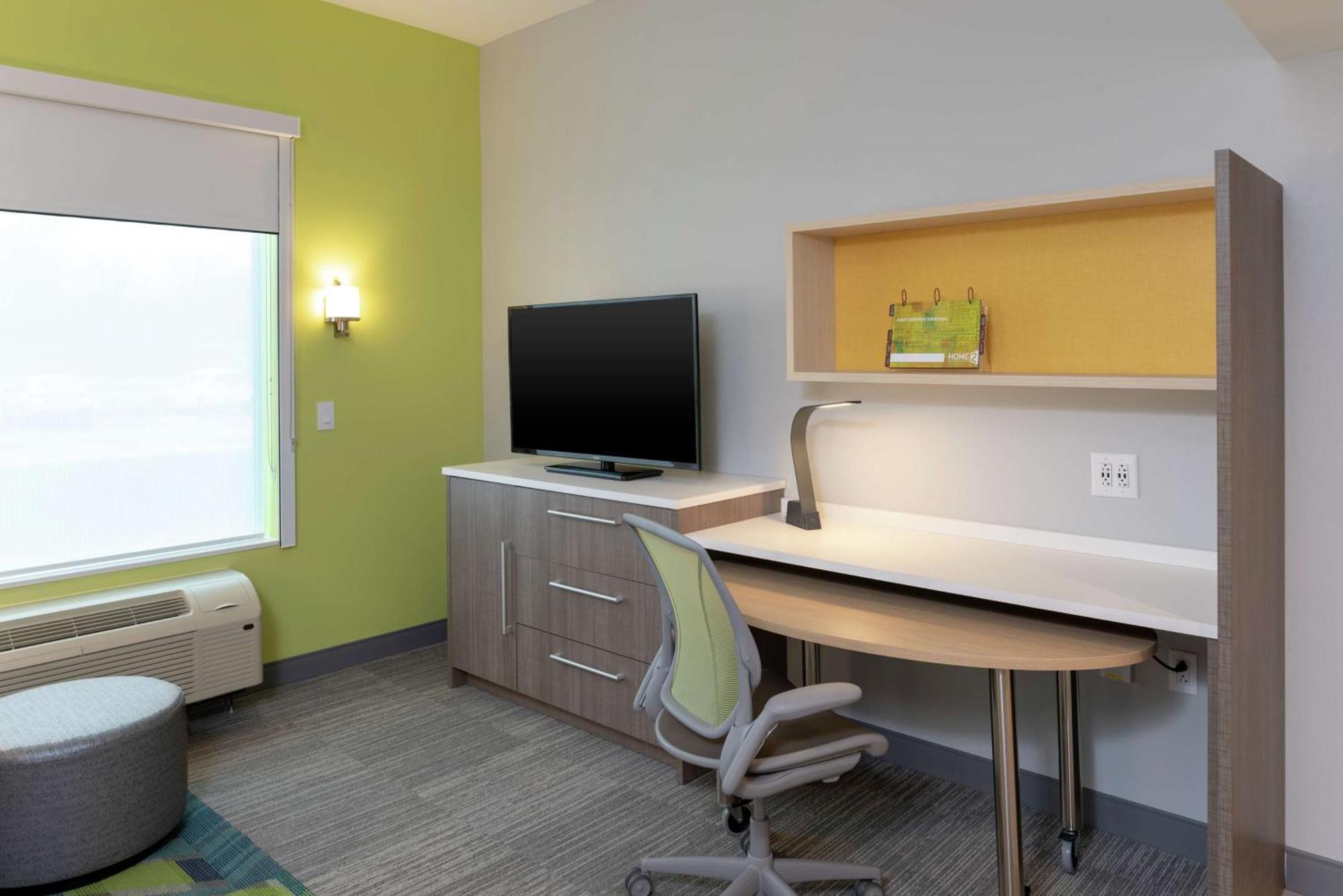 Home2 Suites By Hilton Indianapolis Airport מראה חיצוני תמונה