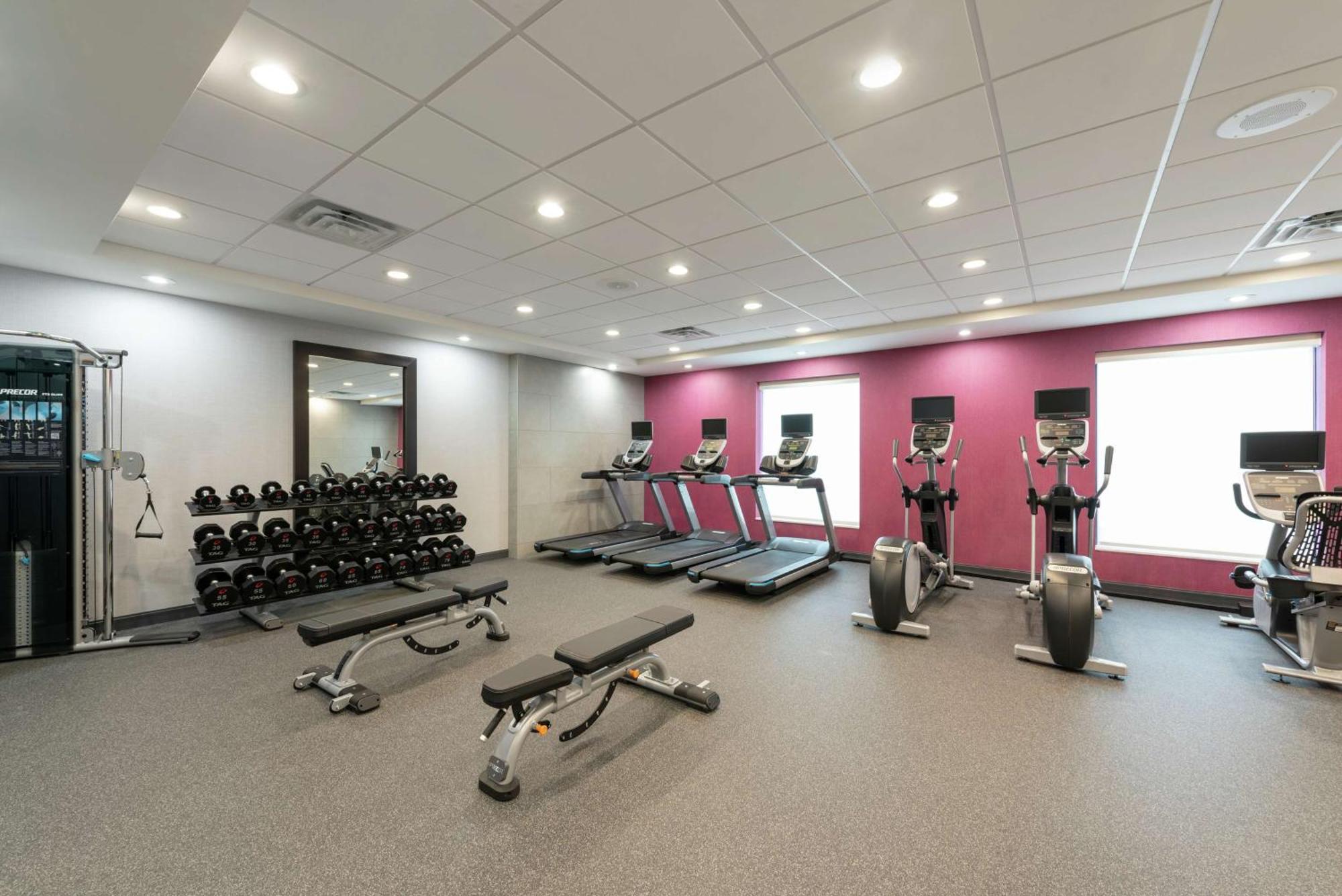 Home2 Suites By Hilton Indianapolis Airport מראה חיצוני תמונה